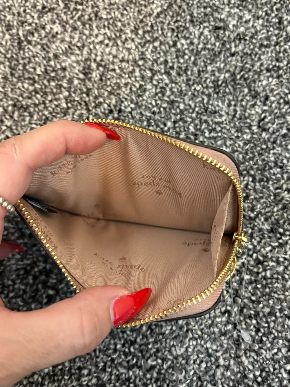 Kate spade Cameron MD l-zip card case